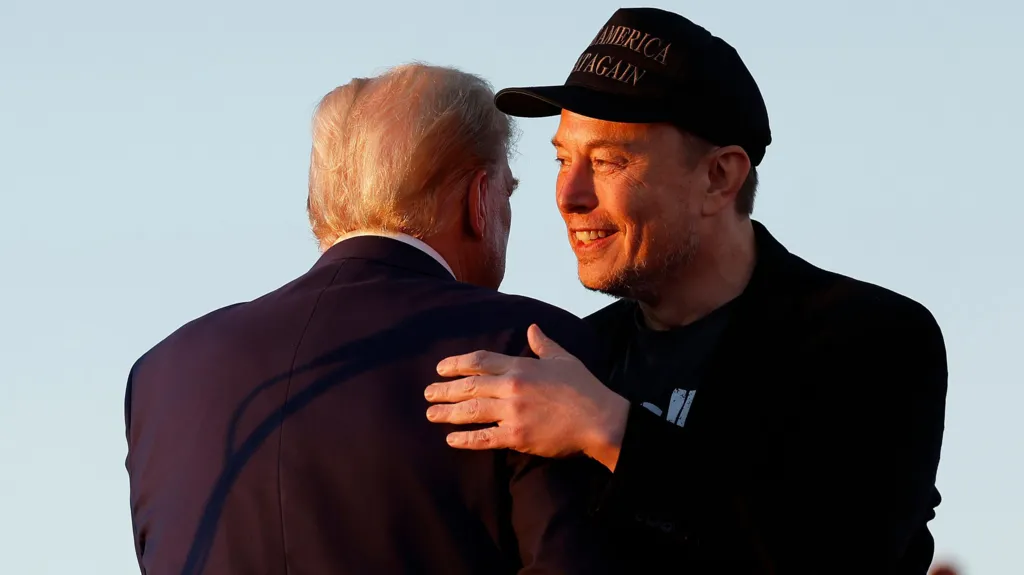 Musk supports Trump